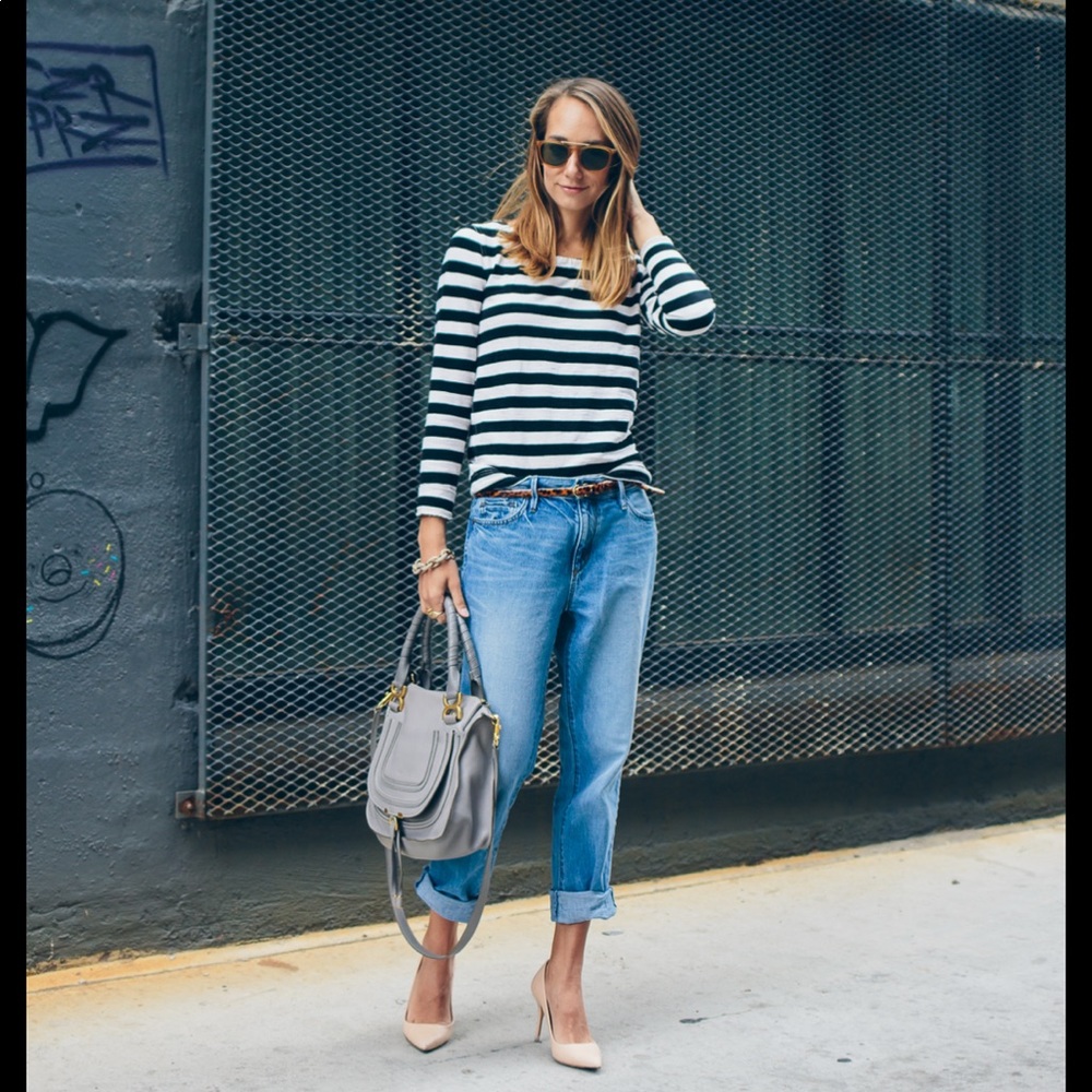 ❌SOLD❌ LOFT cropped boyfriend jeans